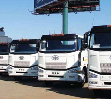 کامیون حمل اثاثیه